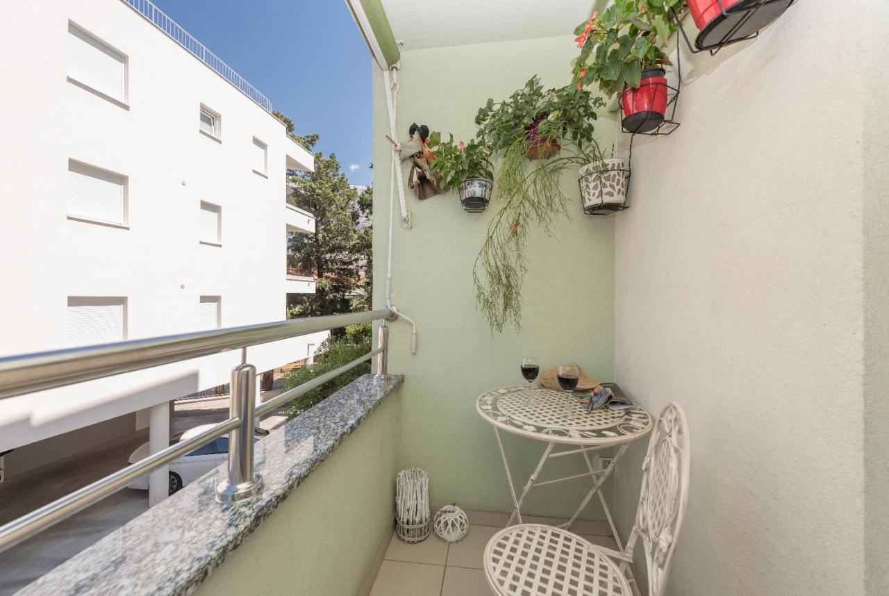 EAST SIDE deluxe suite Makarska Exterior foto
