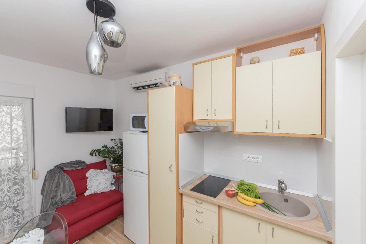 EAST SIDE deluxe suite Makarska Exterior foto
