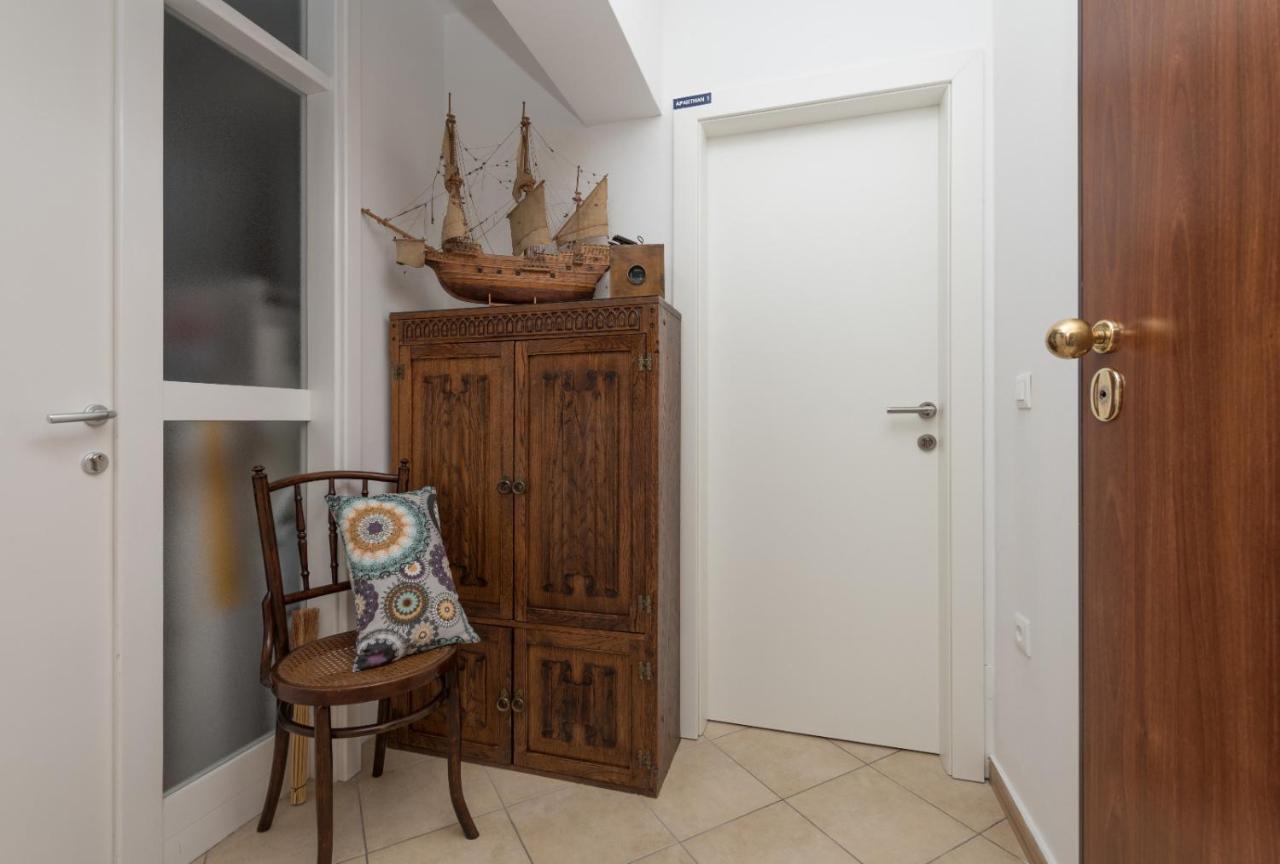 EAST SIDE deluxe suite Makarska Exterior foto